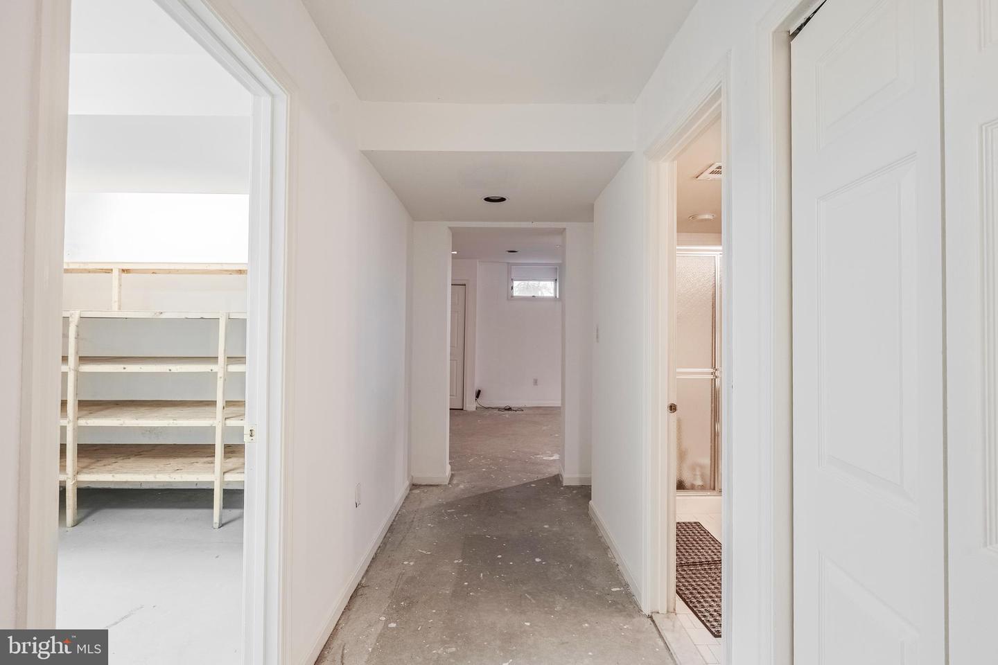 8454 TOLL HOUSE RD, ANNANDALE, Virginia 22003, 5 Bedrooms Bedrooms, ,3 BathroomsBathrooms,Residential,For sale,8454 TOLL HOUSE RD,VAFX2279906 MLS # VAFX2279906