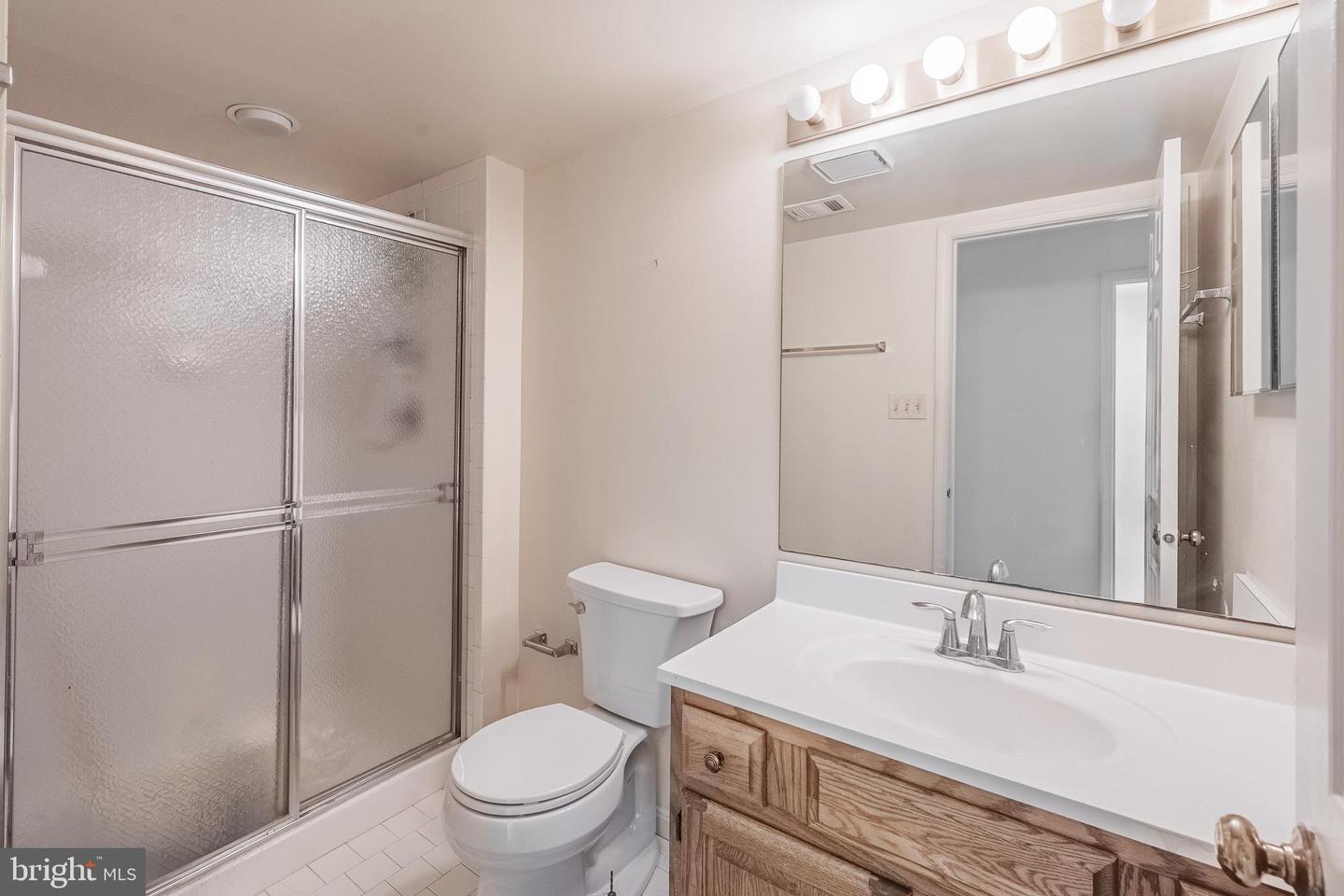 8454 TOLL HOUSE RD, ANNANDALE, Virginia 22003, 5 Bedrooms Bedrooms, ,3 BathroomsBathrooms,Residential,For sale,8454 TOLL HOUSE RD,VAFX2279906 MLS # VAFX2279906