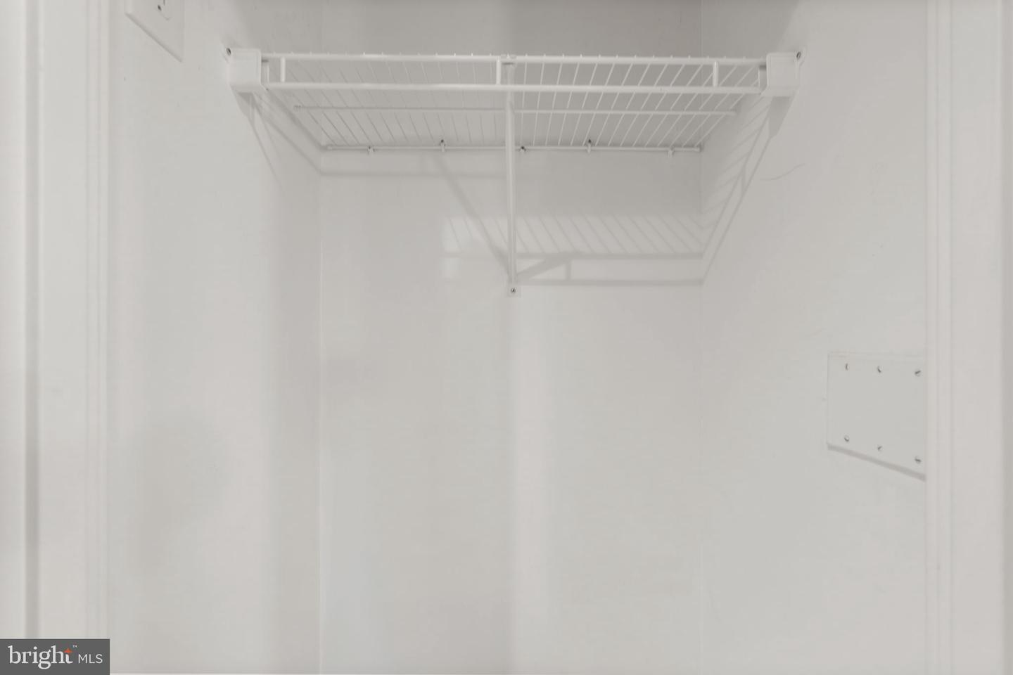 2001 15TH ST N #813, ARLINGTON, Virginia 22201, ,1 BathroomBathrooms,Residential,For sale,2001 15TH ST N #813,VAAR2066292 MLS # VAAR2066292