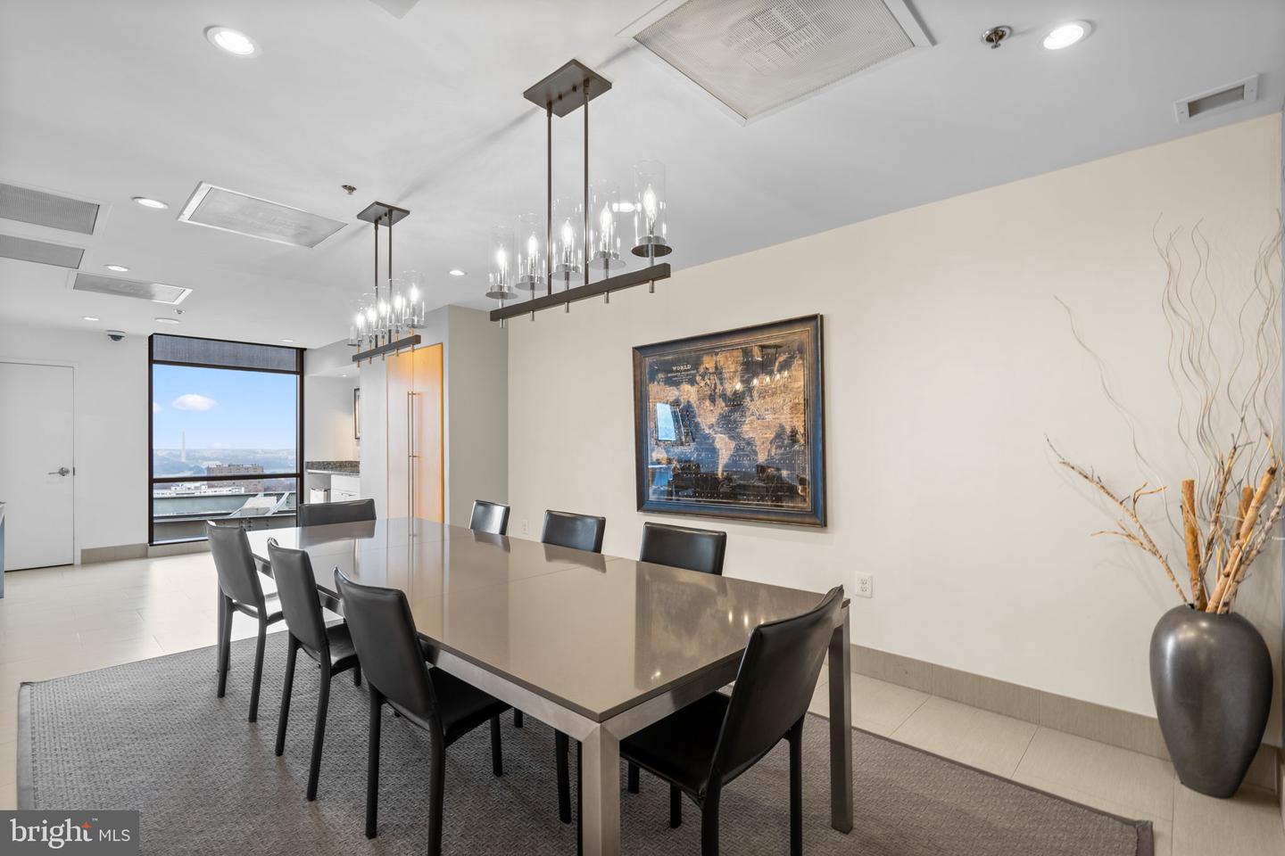 2001 15TH ST N #813, ARLINGTON, Virginia 22201, ,1 BathroomBathrooms,Residential,For sale,2001 15TH ST N #813,VAAR2066292 MLS # VAAR2066292