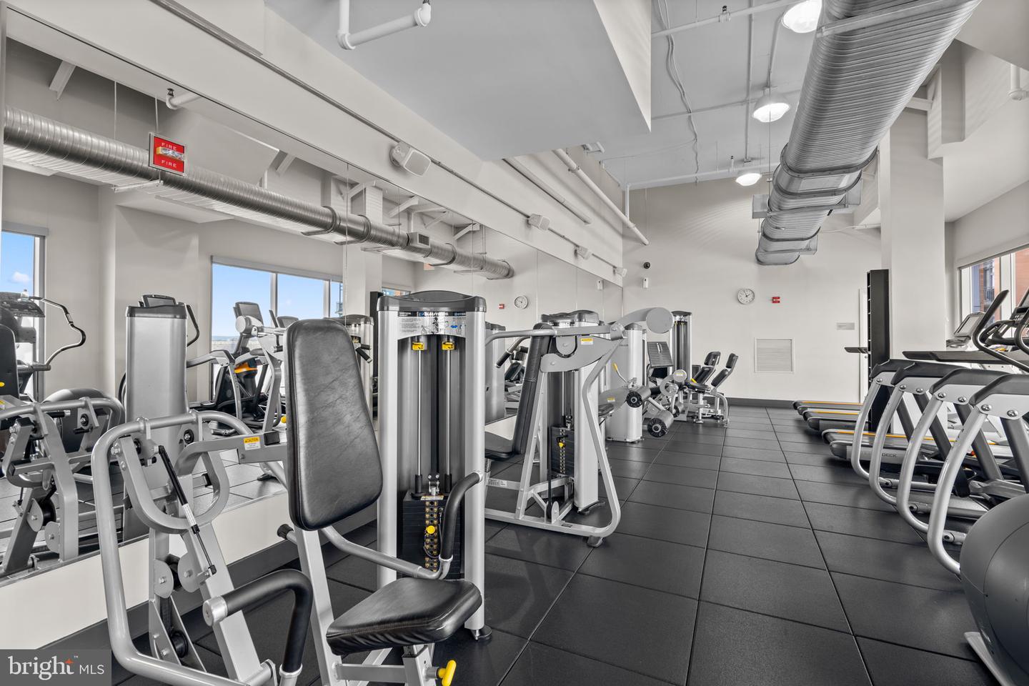 2001 15TH ST N #813, ARLINGTON, Virginia 22201, ,1 BathroomBathrooms,Residential,For sale,2001 15TH ST N #813,VAAR2066292 MLS # VAAR2066292