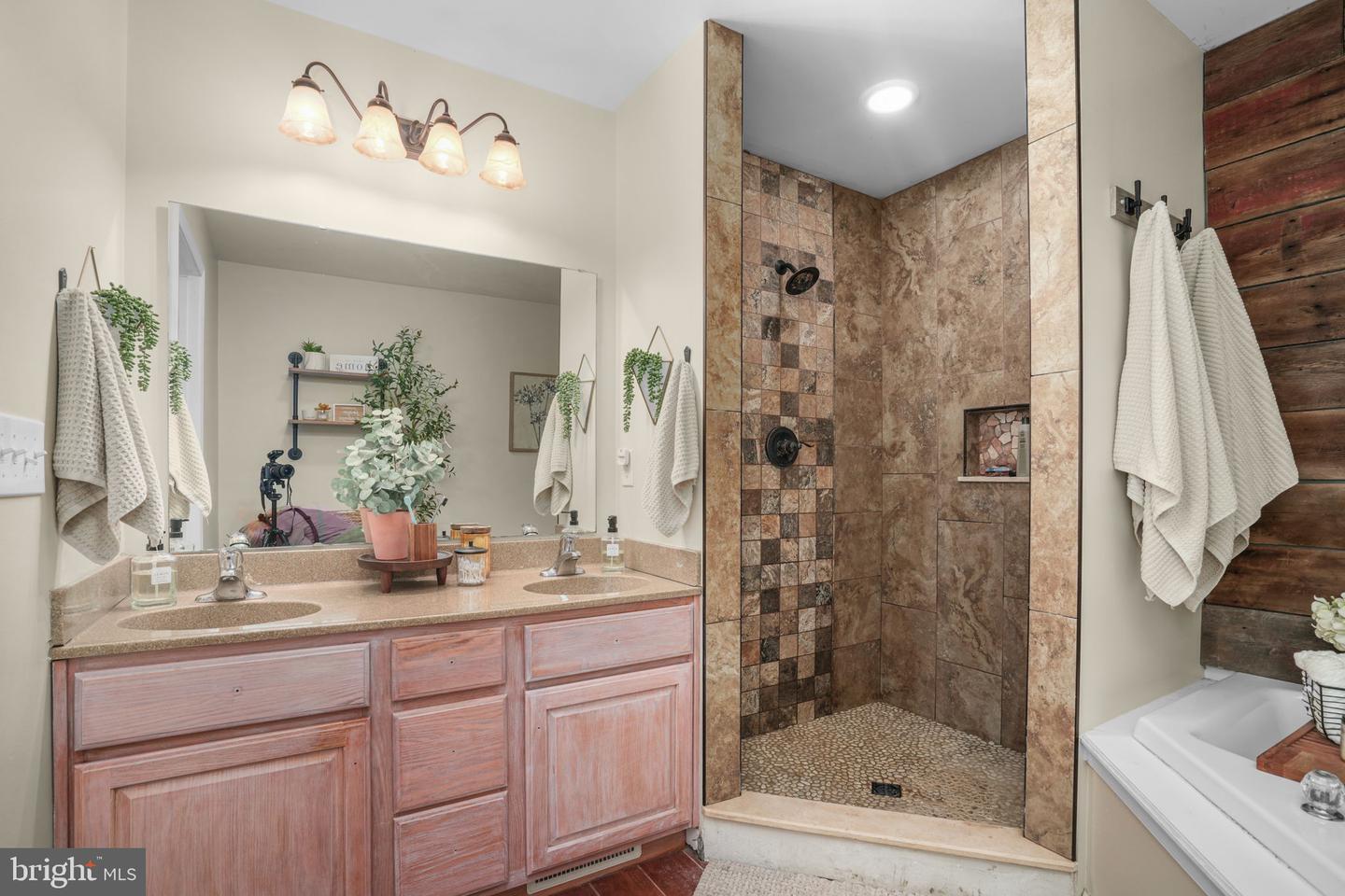 25326 MARYLAND AVE, ONLEY, Virginia 23418, 3 Bedrooms Bedrooms, ,3 BathroomsBathrooms,Residential,For sale,25326 MARYLAND AVE,VAAC2002412 MLS # VAAC2002412