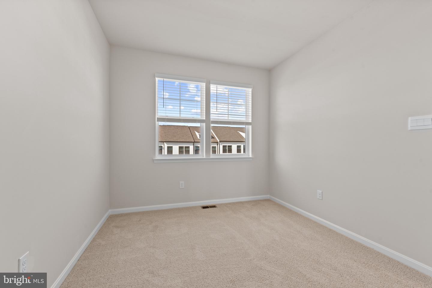 11361 HYPATIA LOOP, MANASSAS, Virginia 20109, 4 Bedrooms Bedrooms, ,3 BathroomsBathrooms,Residential,For sale,11361 HYPATIA LOOP,VAPW2108108 MLS # VAPW2108108