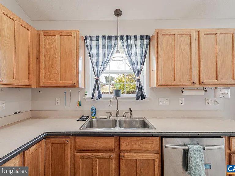 61 GOLDEN MAPLE LANE, MAURERTOWN, Virginia 22644, 3 Bedrooms Bedrooms, ,2 BathroomsBathrooms,Residential,For sale,61 GOLDEN MAPLE LANE,VASH2013050 MLS # VASH2013050 61 GOLDEN MAPLE LANE, MAURERTOWN, Virginia 22644, 3 Bedrooms Bedrooms, ,2 BathroomsBathrooms,Residential,For sale,61 GOLDEN MAPLE LANE,VASH2013050 MLS # VASH2013050