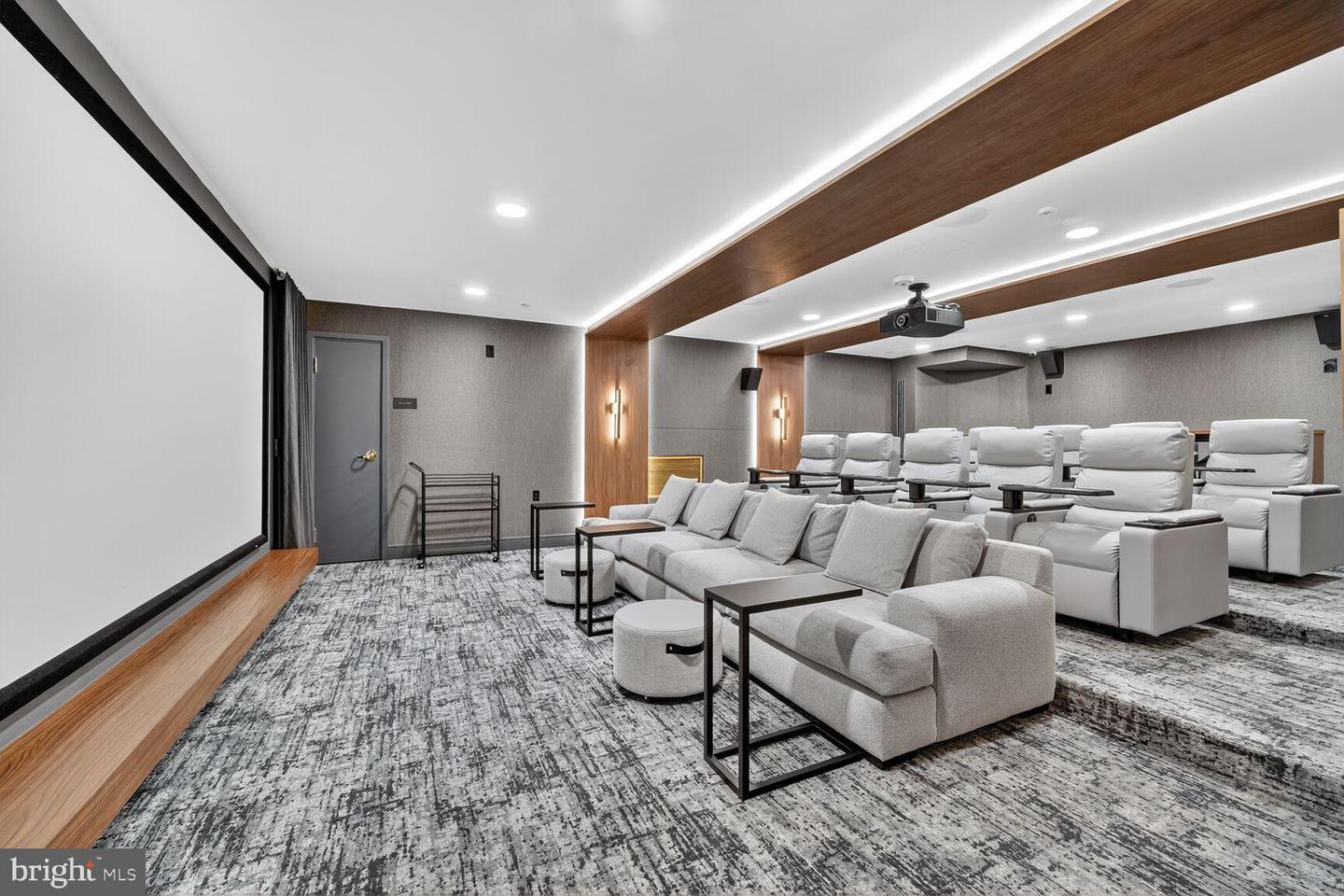 616 E ST NW #807, WASHINGTON, District Of Columbia 20004, 3 Rooms Rooms,1 BathroomBathrooms,Residential,For sale,616 E ST NW #807,DCDC2232632 MLS # DCDC2232632