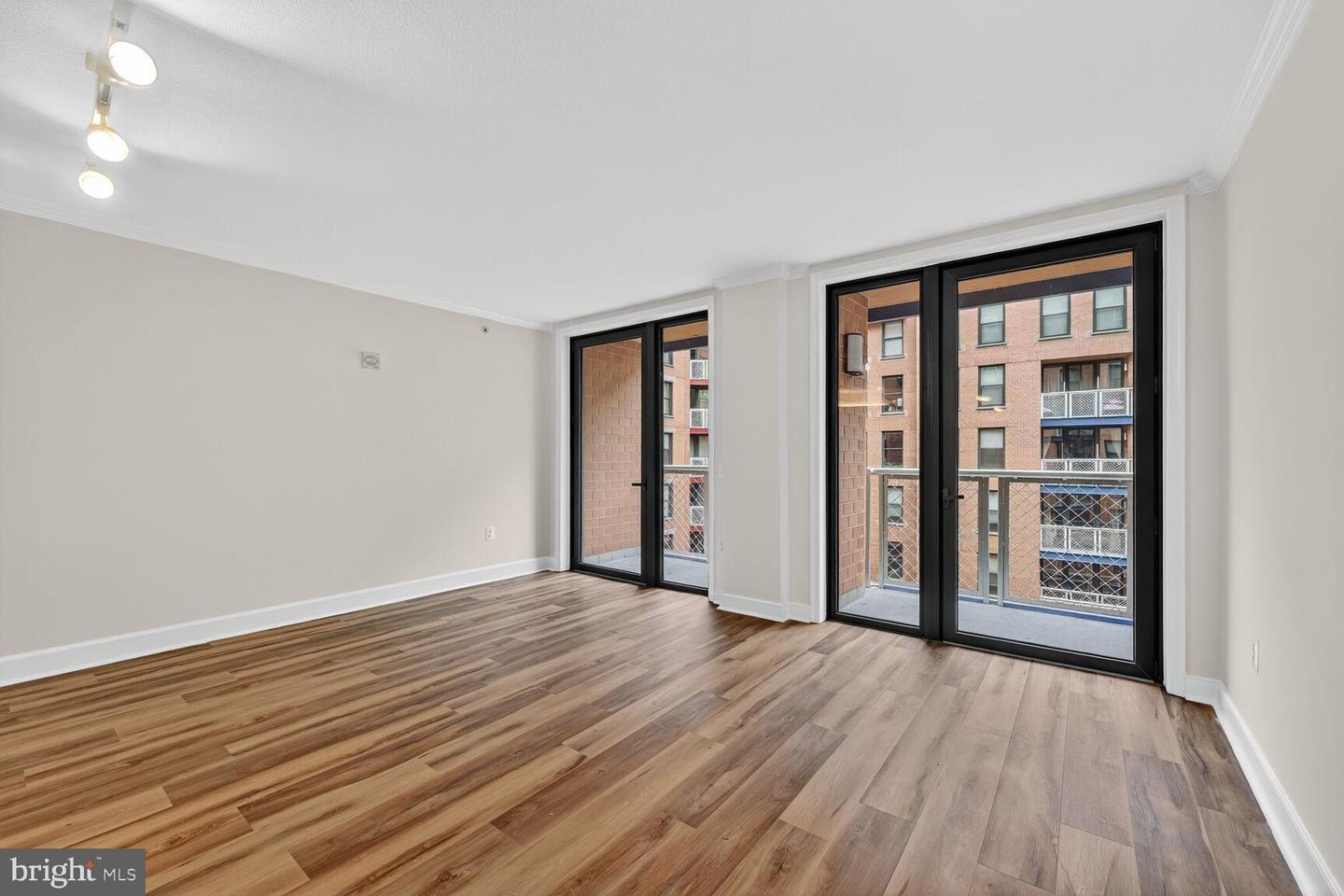 616 E ST NW #807, WASHINGTON, District Of Columbia 20004, 3 Rooms Rooms,1 BathroomBathrooms,Residential,For sale,616 E ST NW #807,DCDC2232632 MLS # DCDC2232632