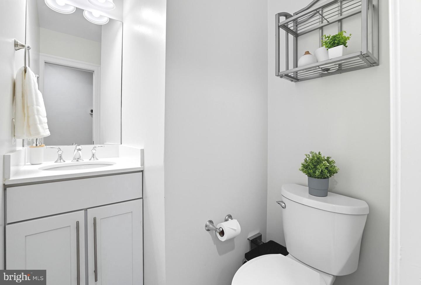 1448 HARVARD ST NW #3, WASHINGTON, District Of Columbia 20009, 2 Bedrooms Bedrooms, ,1 BathroomBathrooms,Residential,For sale,1448 HARVARD ST NW #3,DCDC2232636 MLS # DCDC2232636