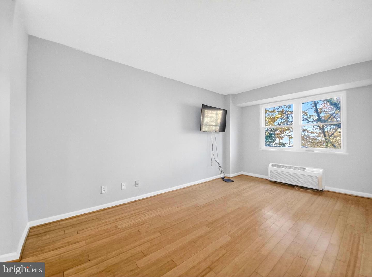 1801 CLYDESDALE PL NW #211, WASHINGTON, District Of Columbia 20009, ,1 BathroomBathrooms,Residential,For sale,1801 CLYDESDALE PL NW #211,DCDC2232642 MLS # DCDC2232642