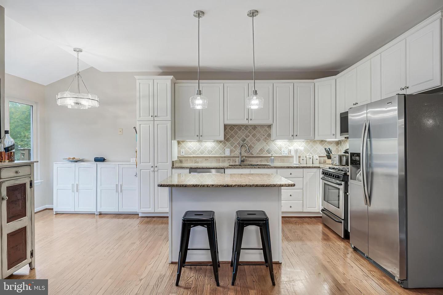 43893 SANDBURG SQ, ASHBURN, Virginia 20147, 3 Bedrooms Bedrooms, ,3 BathroomsBathrooms,Residential,For sale,43893 SANDBURG SQ,VALO2111460 MLS # VALO2111460