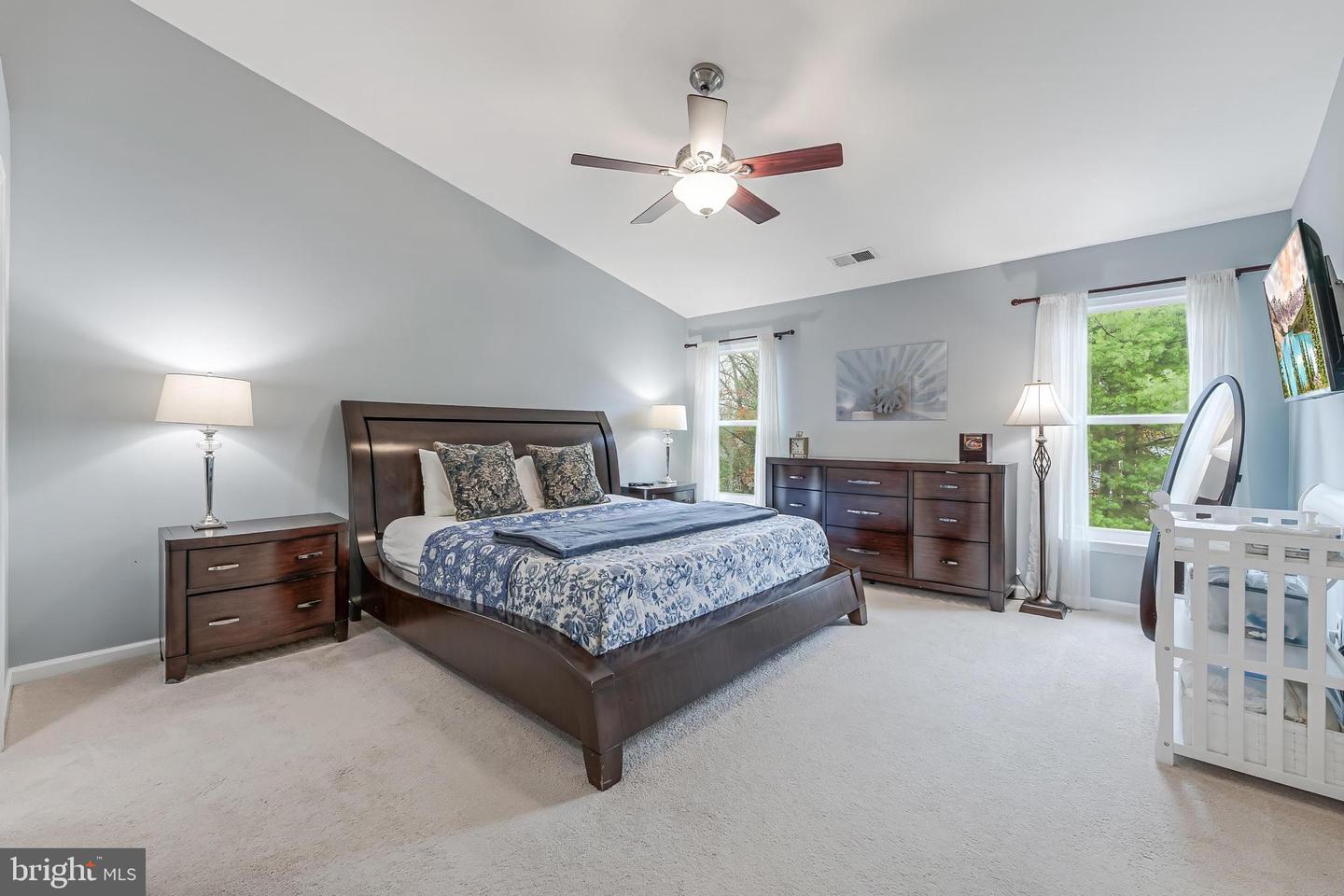 43893 SANDBURG SQ, ASHBURN, Virginia 20147, 3 Bedrooms Bedrooms, ,3 BathroomsBathrooms,Residential,For sale,43893 SANDBURG SQ,VALO2111460 MLS # VALO2111460