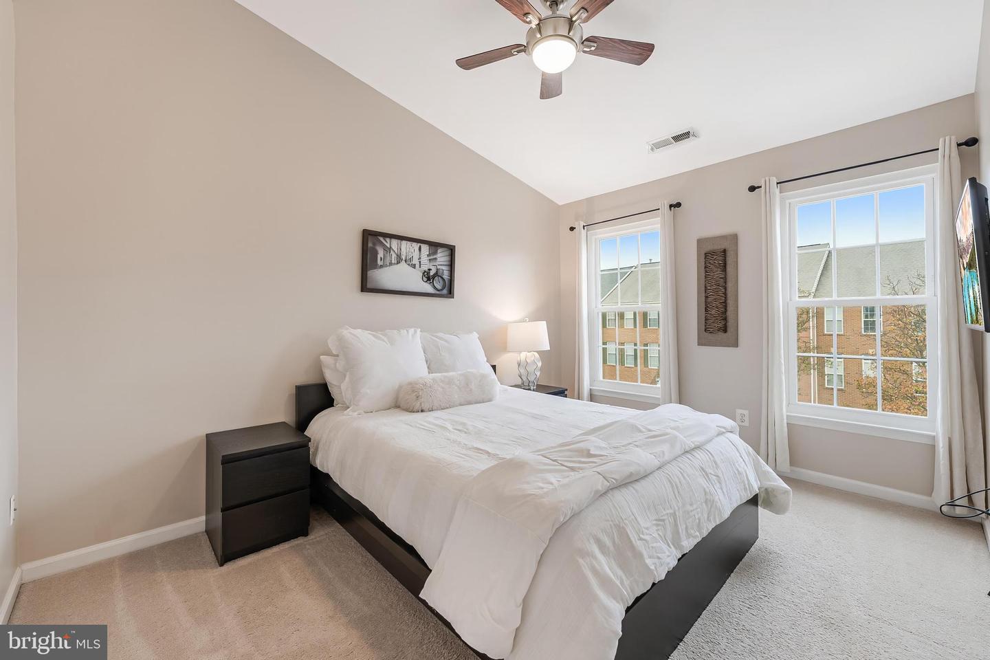 43893 SANDBURG SQ, ASHBURN, Virginia 20147, 3 Bedrooms Bedrooms, ,3 BathroomsBathrooms,Residential,For sale,43893 SANDBURG SQ,VALO2111460 MLS # VALO2111460