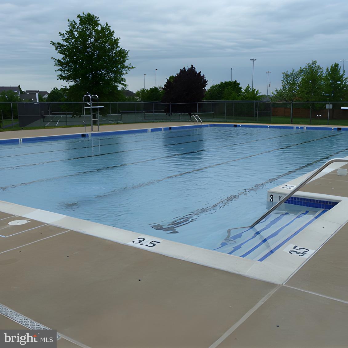 43893 SANDBURG SQ, ASHBURN, Virginia 20147, 3 Bedrooms Bedrooms, ,3 BathroomsBathrooms,Residential,For sale,43893 SANDBURG SQ,VALO2111460 MLS # VALO2111460