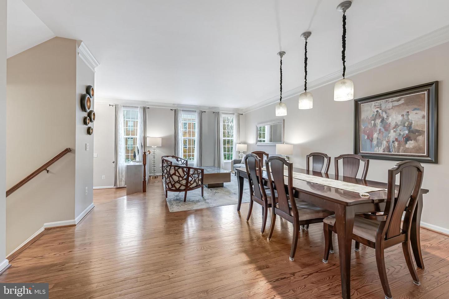 43893 SANDBURG SQ, ASHBURN, Virginia 20147, 3 Bedrooms Bedrooms, ,3 BathroomsBathrooms,Residential,For sale,43893 SANDBURG SQ,VALO2111460 MLS # VALO2111460