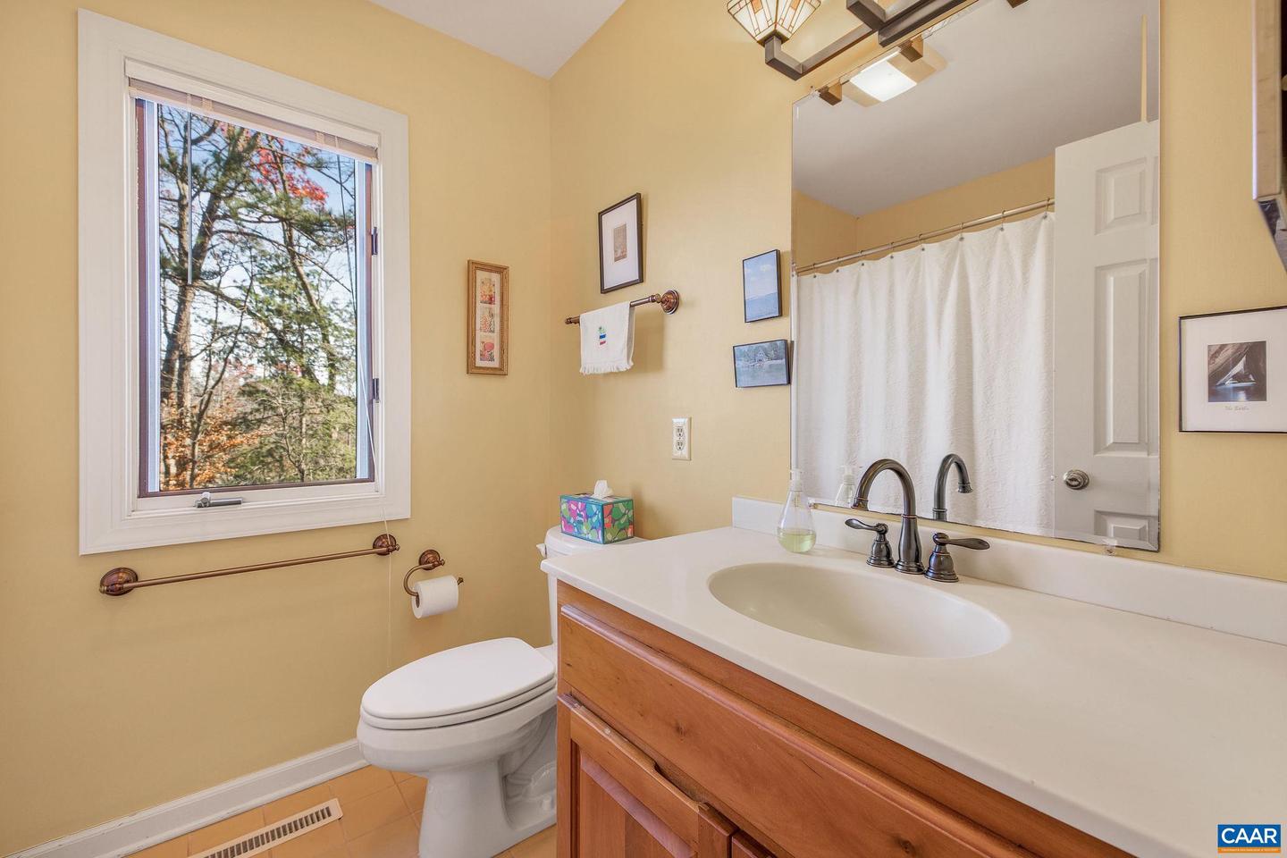 640 EXPLORERS RD, CHARLOTTESVILLE, Virginia 22911, 3 Bedrooms Bedrooms, ,2 BathroomsBathrooms,Residential,For sale,640 EXPLORERS RD,671326 MLS # 671326