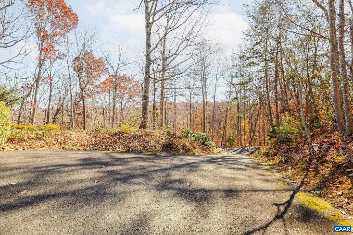 640 EXPLORERS RD, CHARLOTTESVILLE, Virginia 22911, 3 Bedrooms Bedrooms, ,2 BathroomsBathrooms,Residential,For sale,640 EXPLORERS RD,671326 MLS # 671326