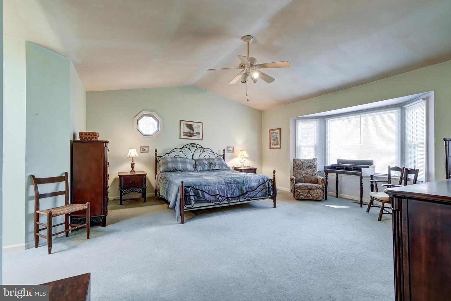 209 WALNUT WOODS DR, LOUISA, Virginia 23093, 4 Bedrooms Bedrooms, 12 Rooms Rooms,3 BathroomsBathrooms,Residential,For sale,209 WALNUT WOODS DR,VALA2008934 MLS # VALA2008934