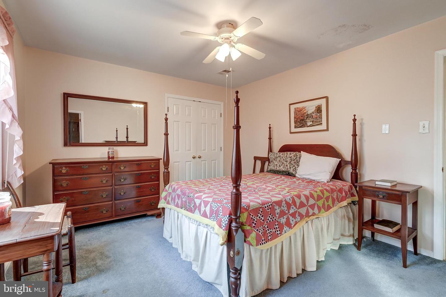 209 WALNUT WOODS DR, LOUISA, Virginia 23093, 4 Bedrooms Bedrooms, 12 Rooms Rooms,3 BathroomsBathrooms,Residential,For sale,209 WALNUT WOODS DR,VALA2008934 MLS # VALA2008934