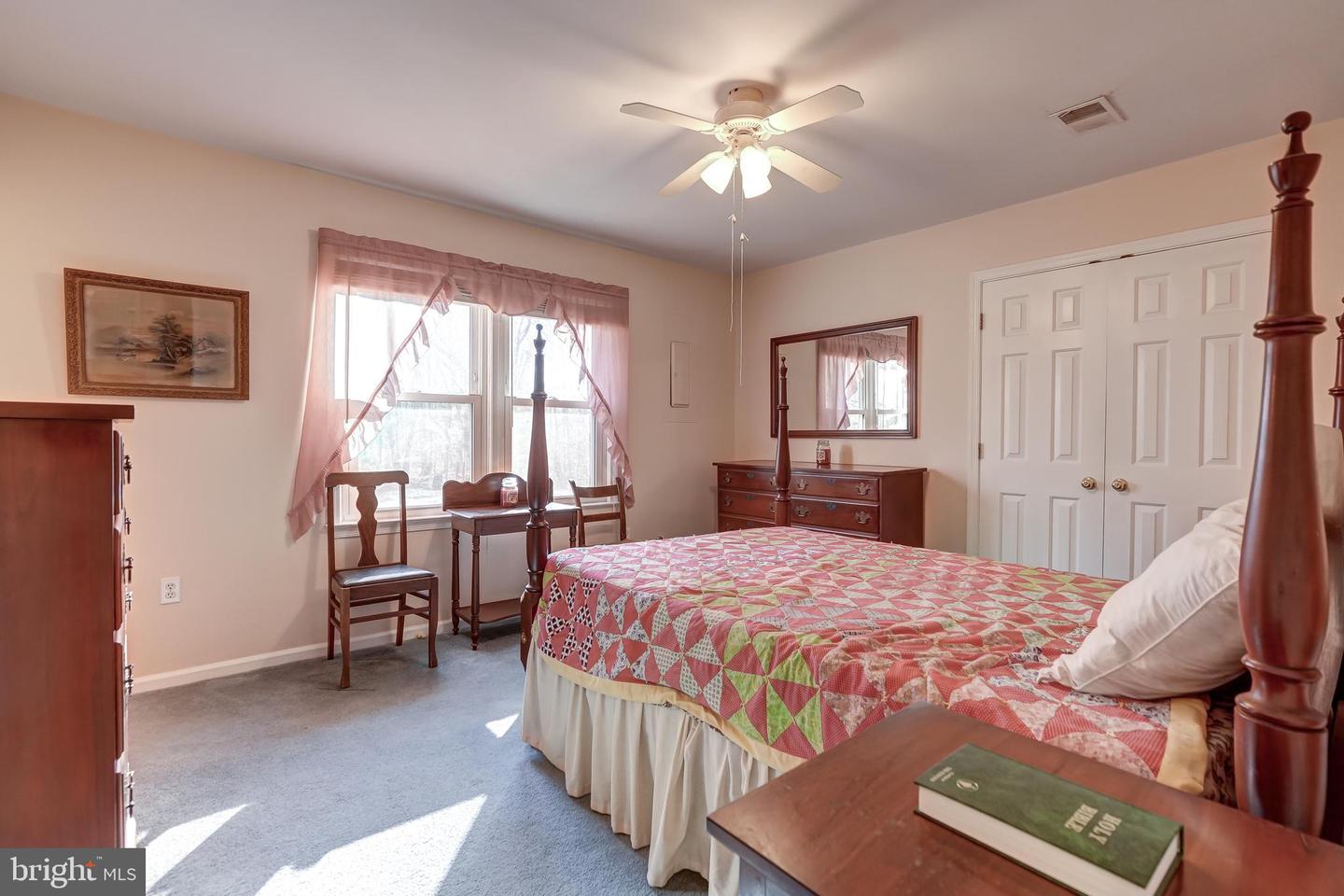 209 WALNUT WOODS DR, LOUISA, Virginia 23093, 4 Bedrooms Bedrooms, 12 Rooms Rooms,3 BathroomsBathrooms,Residential,For sale,209 WALNUT WOODS DR,VALA2008934 MLS # VALA2008934