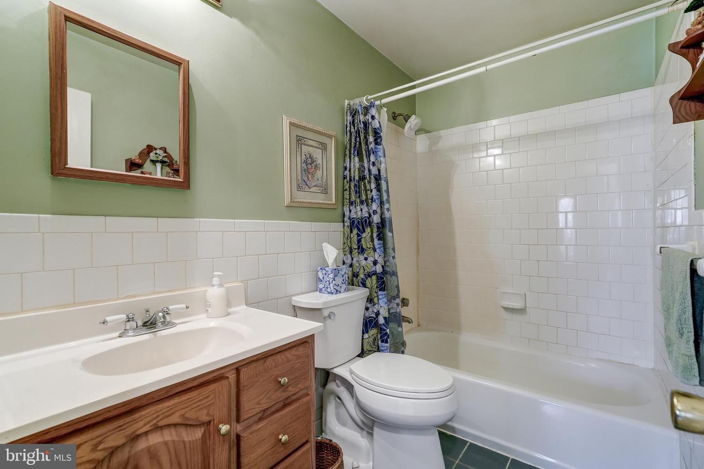 209 WALNUT WOODS DR, LOUISA, Virginia 23093, 4 Bedrooms Bedrooms, 12 Rooms Rooms,3 BathroomsBathrooms,Residential,For sale,209 WALNUT WOODS DR,VALA2008934 MLS # VALA2008934