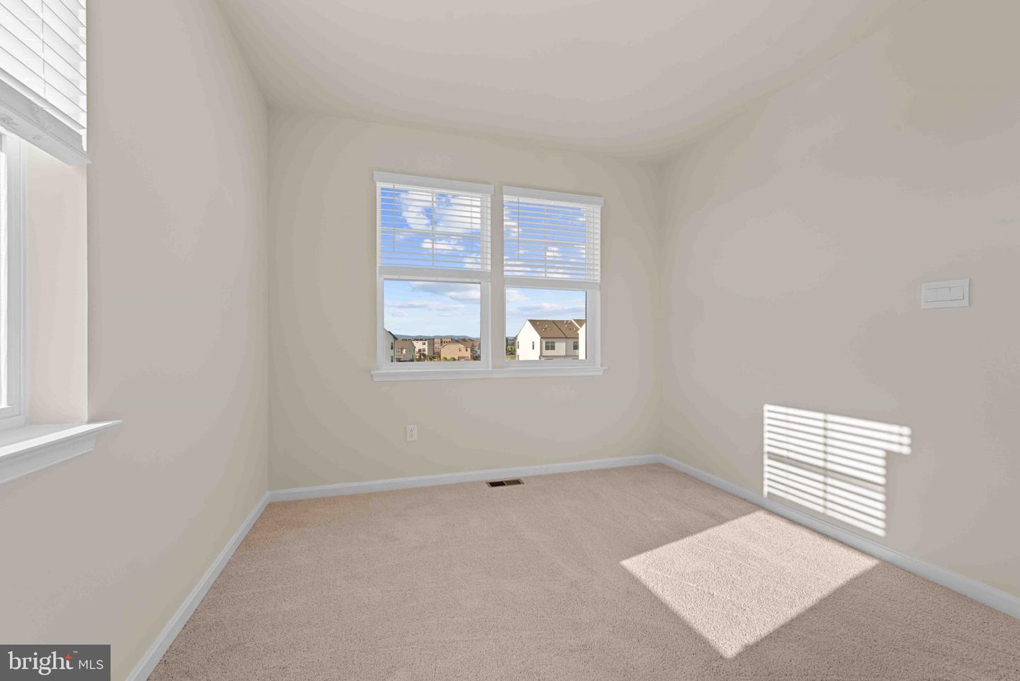 11363 HYPATIA LOOP, MANASSAS, Virginia 20109, 4 Bedrooms Bedrooms, ,3 BathroomsBathrooms,Residential,For sale,11363 HYPATIA LOOP,VAPW2108114 MLS # VAPW2108114 11363 HYPATIA LOOP, MANASSAS, Virginia 20109, 4 Bedrooms Bedrooms, ,3 BathroomsBathrooms,Residential,For sale,11363 HYPATIA LOOP,VAPW2108114 MLS # VAPW2108114