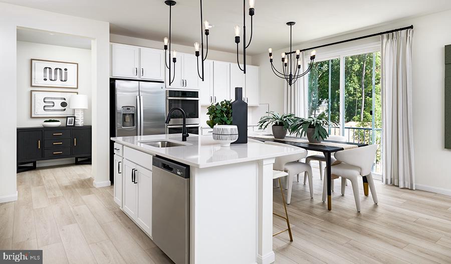 2813 WHITE TAIL DR, LOCUST GROVE, Virginia 22508, 4 Bedrooms Bedrooms, ,3 BathroomsBathrooms,Residential,For sale,2813 WHITE TAIL DR,VAOR2012830 MLS # VAOR2012830