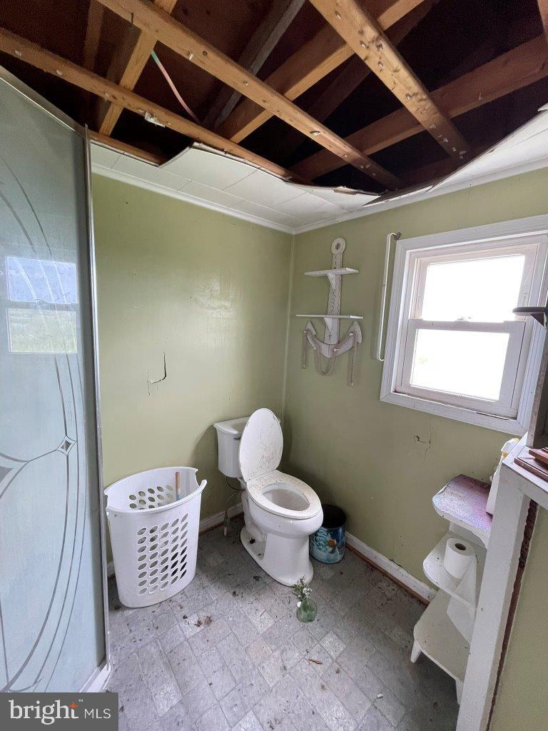 5107 CANTON RD, TANGIER, Virginia 23440, 2 Bedrooms Bedrooms, ,1 BathroomBathrooms,Residential,For sale,5107 CANTON RD,VAAC2002414 MLS # VAAC2002414