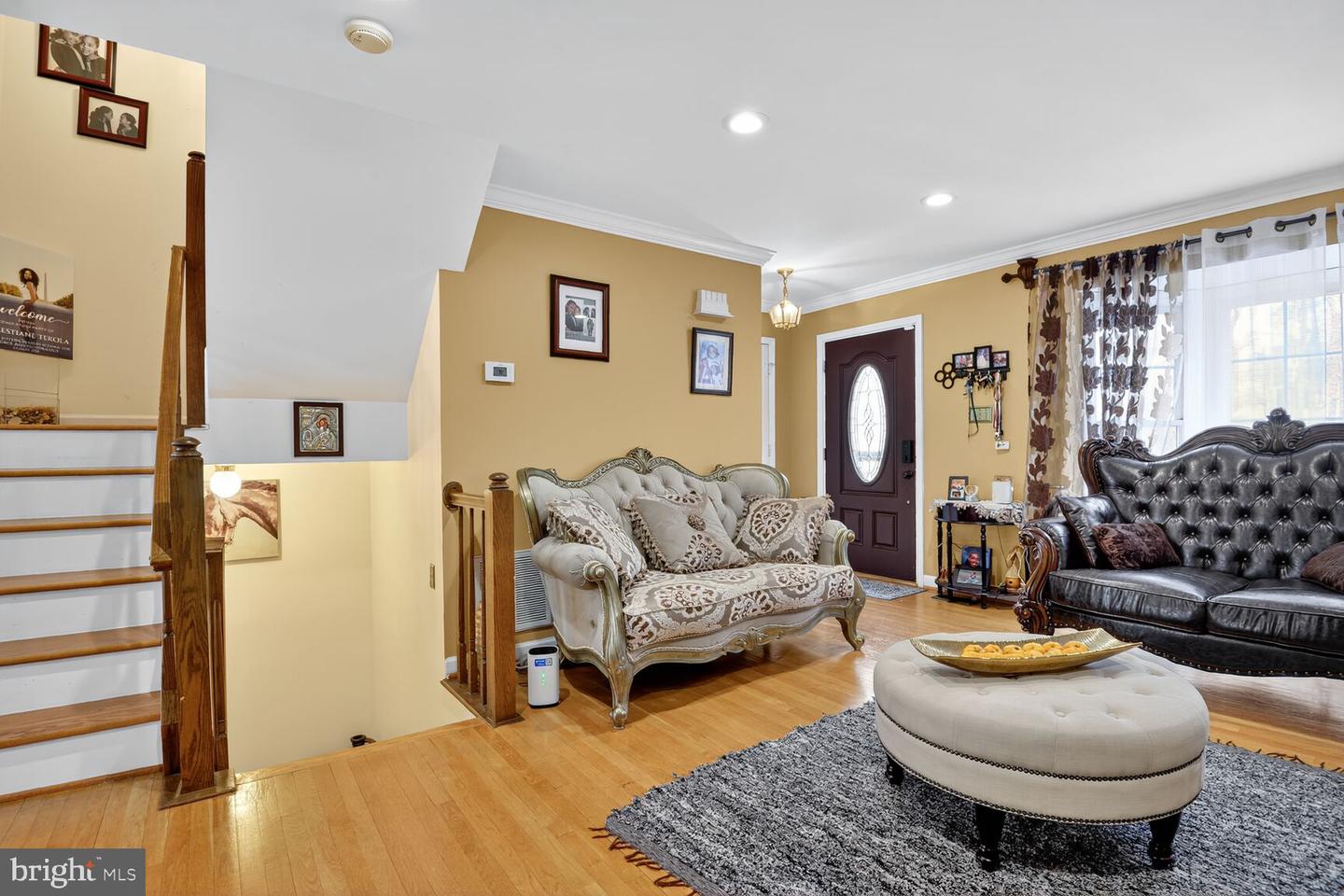 14633 BATTERY RIDGE LN, CENTREVILLE, Virginia 20120, 4 Bedrooms Bedrooms, ,3 BathroomsBathrooms,Residential,For sale,14633 BATTERY RIDGE LN,VAFX2280044 MLS # VAFX2280044 14633 BATTERY RIDGE LN, CENTREVILLE, Virginia 20120, 4 Bedrooms Bedrooms, ,3 BathroomsBathrooms,Residential,For sale,14633 BATTERY RIDGE LN,VAFX2280044 MLS # VAFX2280044