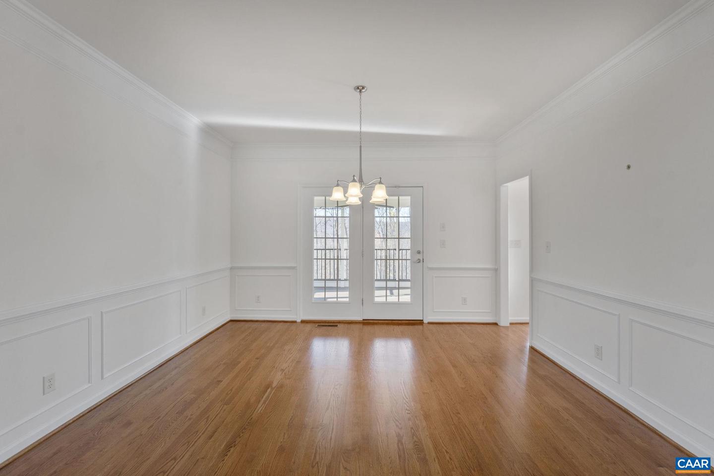 2053 RIDGETOP DR, CHARLOTTESVILLE, Virginia 22903, 4 Bedrooms Bedrooms, ,2 BathroomsBathrooms,Residential,For sale,2053 RIDGETOP DR,671330 MLS # 671330