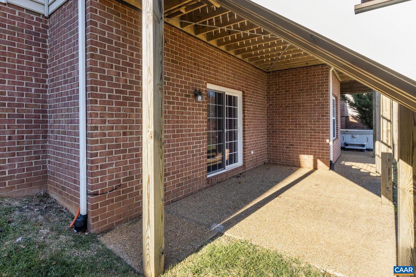 2053 RIDGETOP DR, CHARLOTTESVILLE, Virginia 22903, 4 Bedrooms Bedrooms, ,2 BathroomsBathrooms,Residential,For sale,2053 RIDGETOP DR,671330 MLS # 671330