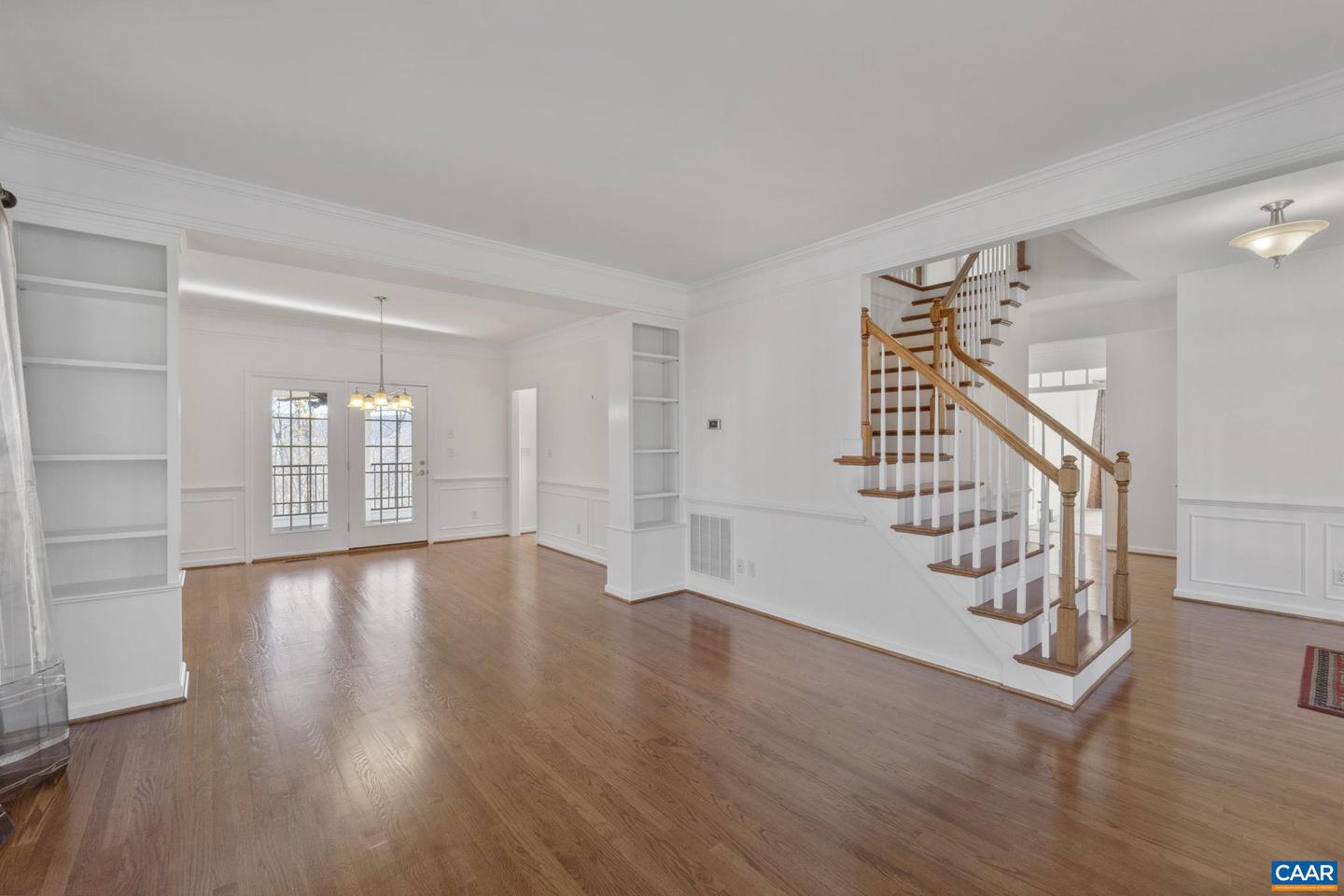 2053 RIDGETOP DR, CHARLOTTESVILLE, Virginia 22903, 4 Bedrooms Bedrooms, ,2 BathroomsBathrooms,Residential,For sale,2053 RIDGETOP DR,671330 MLS # 671330