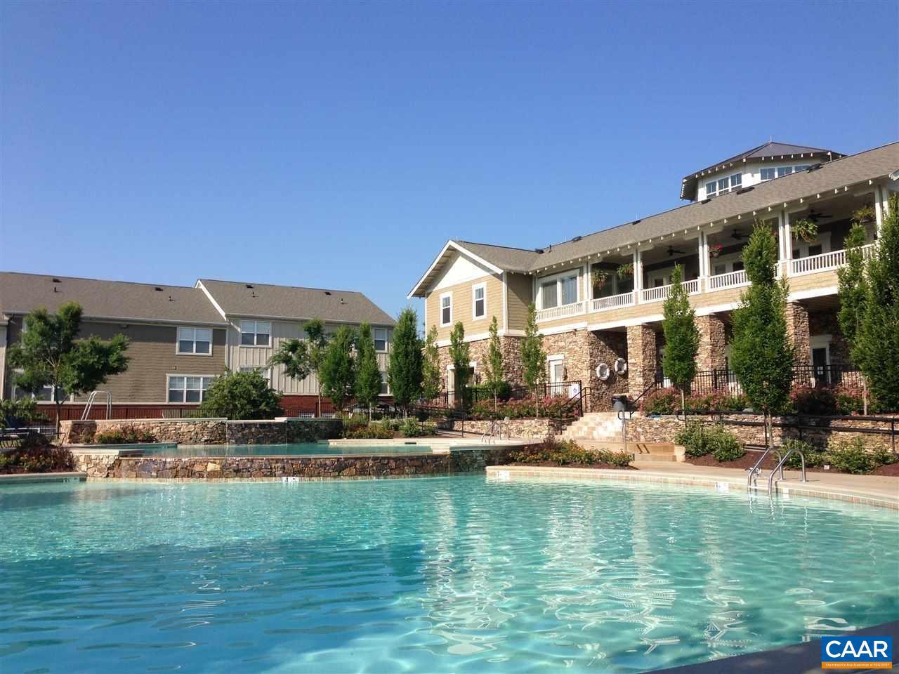 1615 ELMWOOD CT #202, CHARLOTTESVILLE, Virginia 22903, 3 Bedrooms Bedrooms, ,3 BathroomsBathrooms,Residential,For sale,1615 ELMWOOD CT #202,671334 MLS # 671334