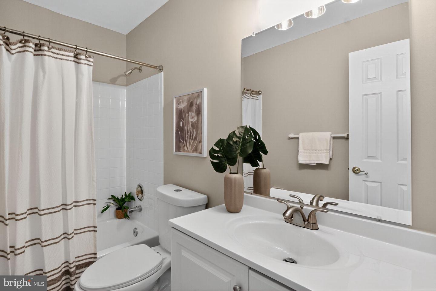 14218 ROLAND CT, WOODBRIDGE, Virginia 22193, ,Residential,For sale,14218 ROLAND CT,VAPW2108128 MLS # VAPW2108128 14218 ROLAND CT, WOODBRIDGE, Virginia 22193, ,Residential,For sale,14218 ROLAND CT,VAPW2108128 MLS # VAPW2108128