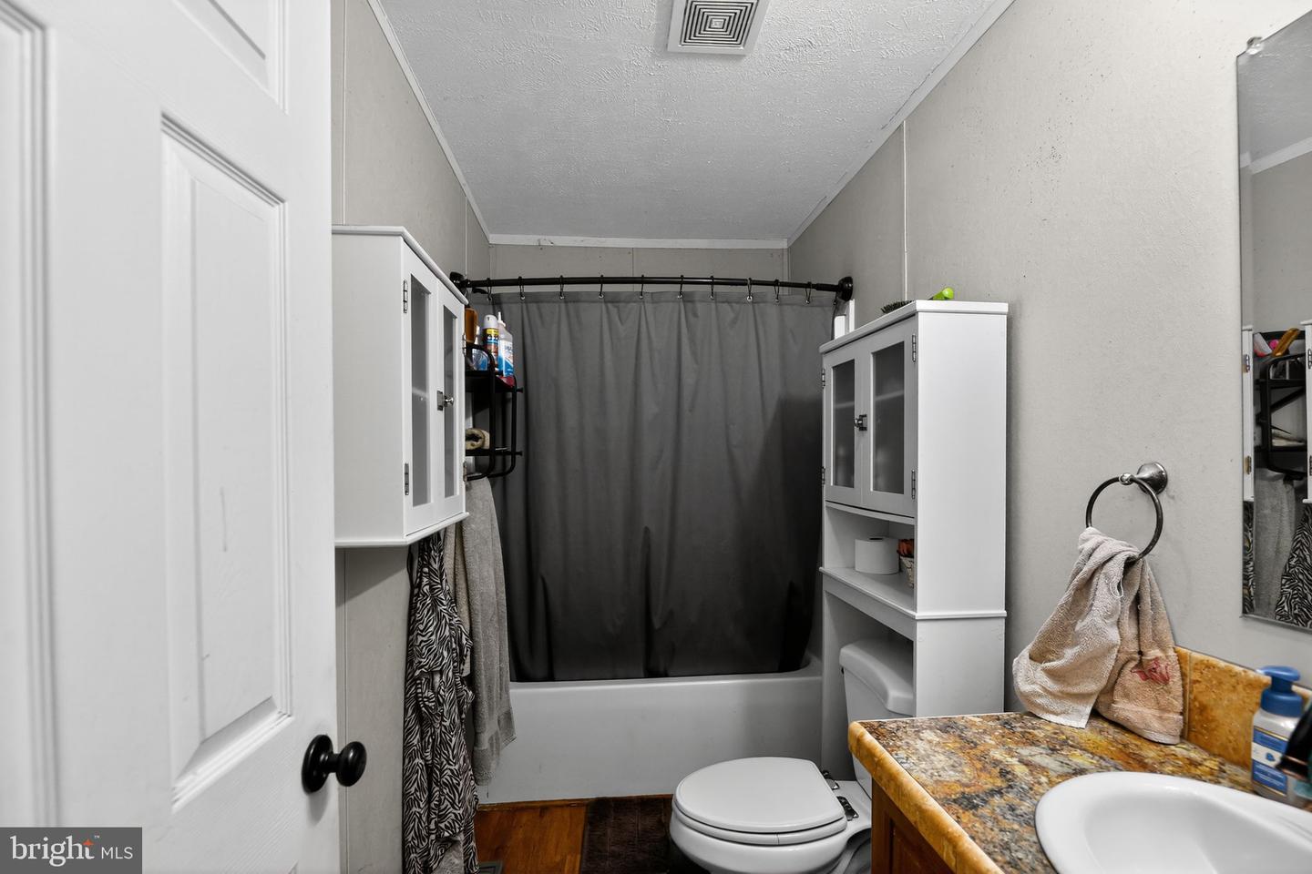 9855 GEORGE WASHINGTON MEMORIAL HWY, GLOUCESTER, Virginia 23061, 4 Bedrooms Bedrooms, ,2 BathroomsBathrooms,Residential,For sale,9855 GEORGE WASHINGTON MEMORIAL HWY,VAGV2000176 MLS # VAGV2000176 9855 GEORGE WASHINGTON MEMORIAL HWY, GLOUCESTER, Virginia 23061, 4 Bedrooms Bedrooms, ,2 BathroomsBathrooms,Residential,For sale,9855 GEORGE WASHINGTON MEMORIAL HWY,VAGV2000176 MLS # VAGV2000176