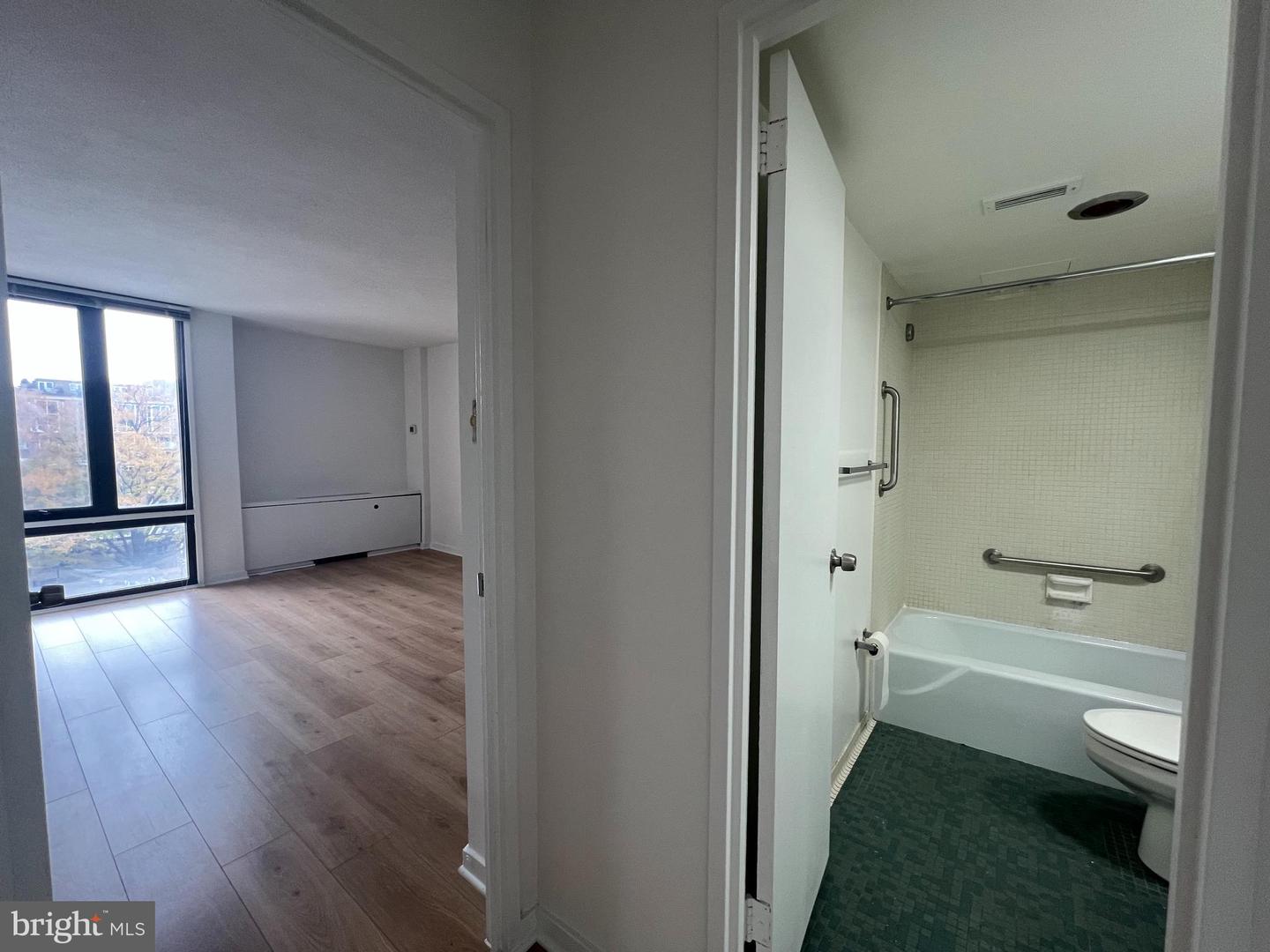 490 M ST SW #W505, WASHINGTON, District Of Columbia 20024, 1 Bedroom Bedrooms, ,1 BathroomBathrooms,Residential,For sale,490 M ST SW #W505,DCDC2232692 MLS # DCDC2232692