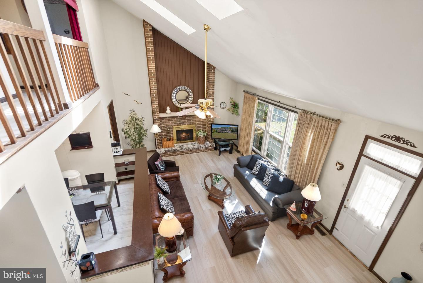 1398 PARK LAKE DR, RESTON, Virginia 20190, 4 Bedrooms Bedrooms, ,3 BathroomsBathrooms,Residential,For sale,1398 PARK LAKE DR,VAFX2280080 MLS # VAFX2280080 1398 PARK LAKE DR, RESTON, Virginia 20190, 4 Bedrooms Bedrooms, ,3 BathroomsBathrooms,Residential,For sale,1398 PARK LAKE DR,VAFX2280080 MLS # VAFX2280080