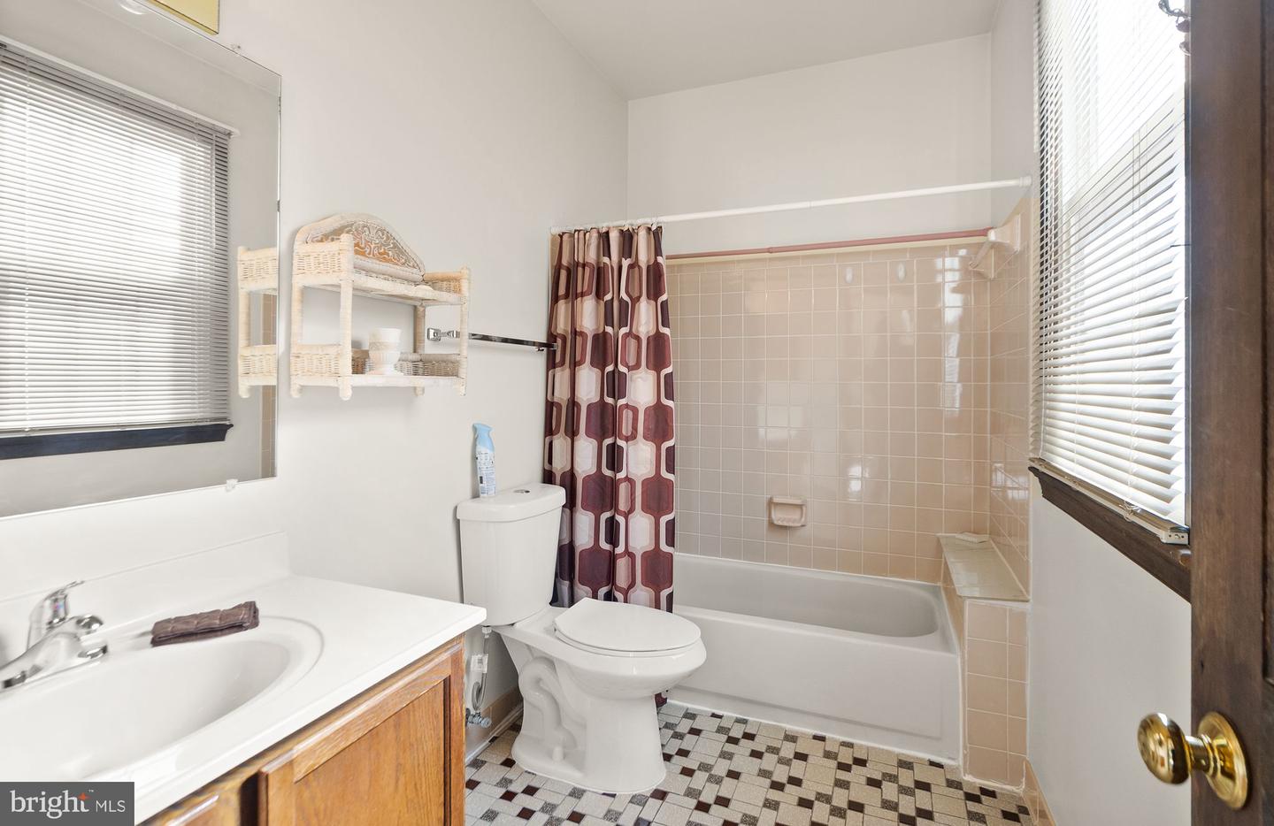 1398 PARK LAKE DR, RESTON, Virginia 20190, 4 Bedrooms Bedrooms, ,3 BathroomsBathrooms,Residential,For sale,1398 PARK LAKE DR,VAFX2280080 MLS # VAFX2280080 1398 PARK LAKE DR, RESTON, Virginia 20190, 4 Bedrooms Bedrooms, ,3 BathroomsBathrooms,Residential,For sale,1398 PARK LAKE DR,VAFX2280080 MLS # VAFX2280080