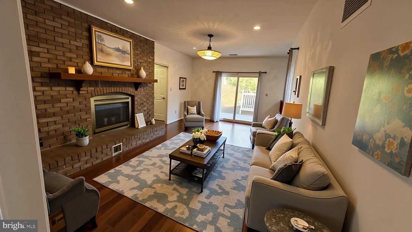 14791 CONWAY DR, MANASSAS, Virginia 20112, 4 Bedrooms Bedrooms, ,3 BathroomsBathrooms,Residential,For sale,14791 CONWAY DR,VAPW2108130 MLS # VAPW2108130