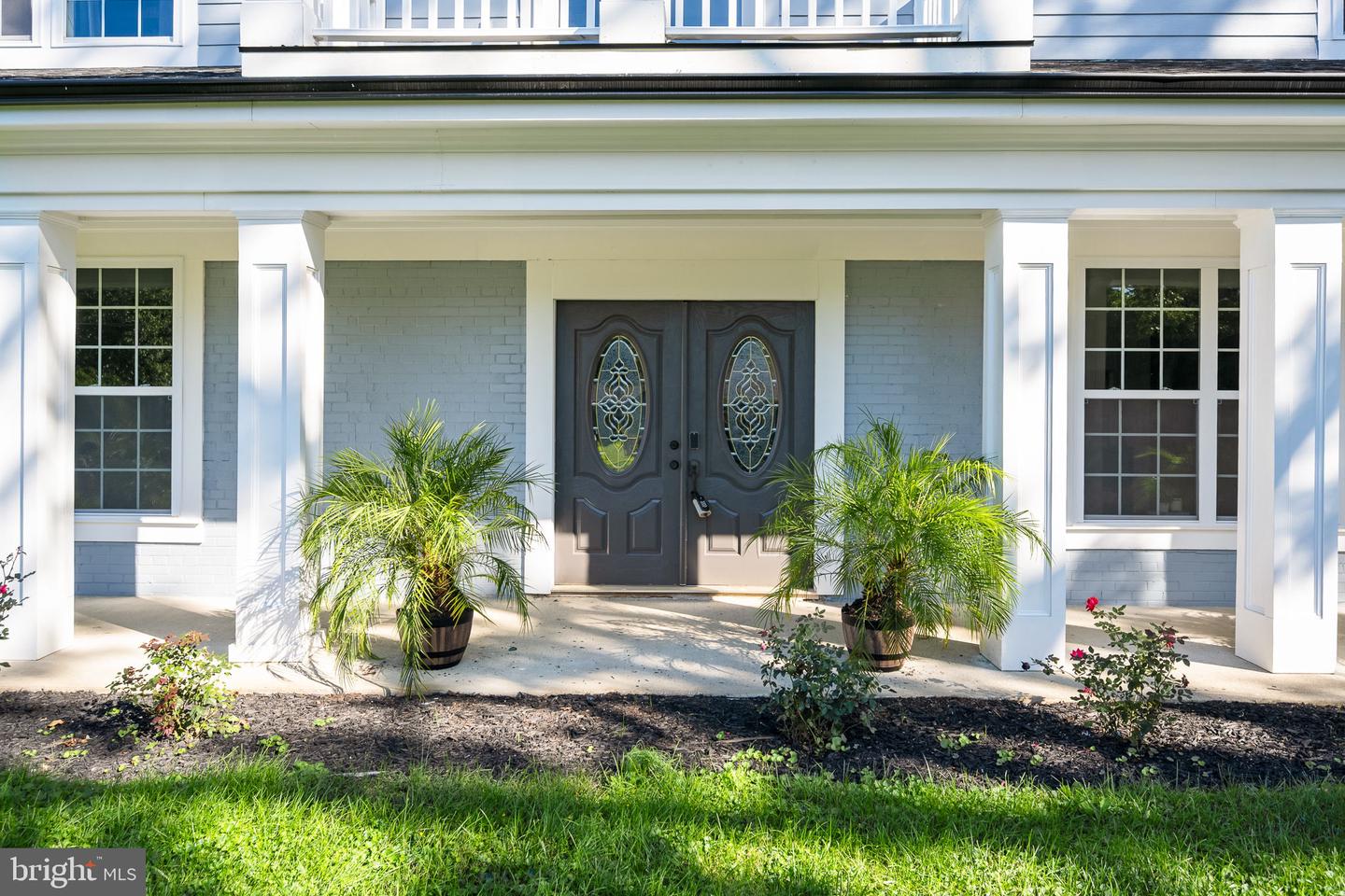 6709 S BENSON DR, ALEXANDRIA, Virginia 22306, 6 Bedrooms Bedrooms, 12 Rooms Rooms,5 BathroomsBathrooms,Residential,For sale,6709 S BENSON DR,VAFX2280084 MLS # VAFX2280084