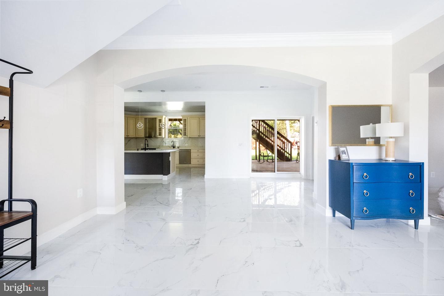 6709 S BENSON DR, ALEXANDRIA, Virginia 22306, 6 Bedrooms Bedrooms, 12 Rooms Rooms,5 BathroomsBathrooms,Residential,For sale,6709 S BENSON DR,VAFX2280084 MLS # VAFX2280084