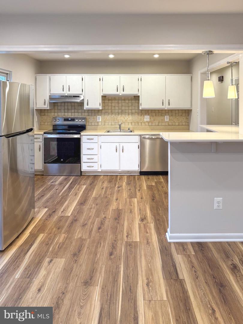 9212 LANDGREEN ST, MANASSAS, Virginia 20110, 4 Bedrooms Bedrooms, 6 Rooms Rooms,2 BathroomsBathrooms,Residential,For sale,9212 LANDGREEN ST,VAMN2009730 MLS # VAMN2009730