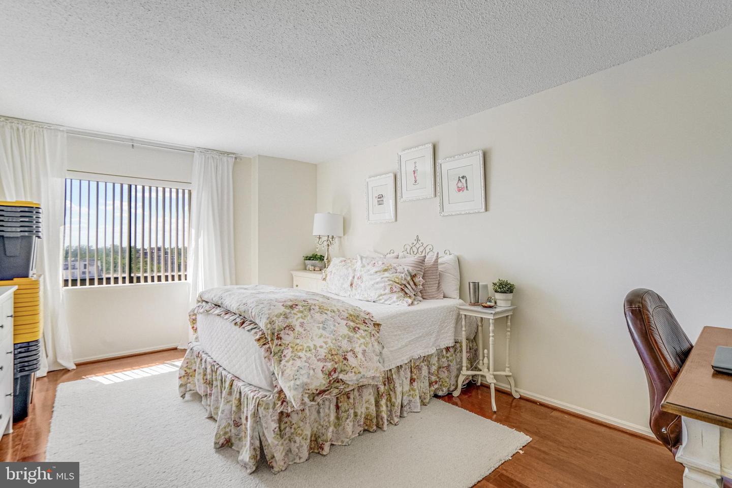 1600 N OAK ST #1521, ARLINGTON, Virginia 22209, 2 Bedrooms Bedrooms, ,2 BathroomsBathrooms,Residential,For sale,1600 N OAK ST #1521,VAAR2066338 MLS # VAAR2066338