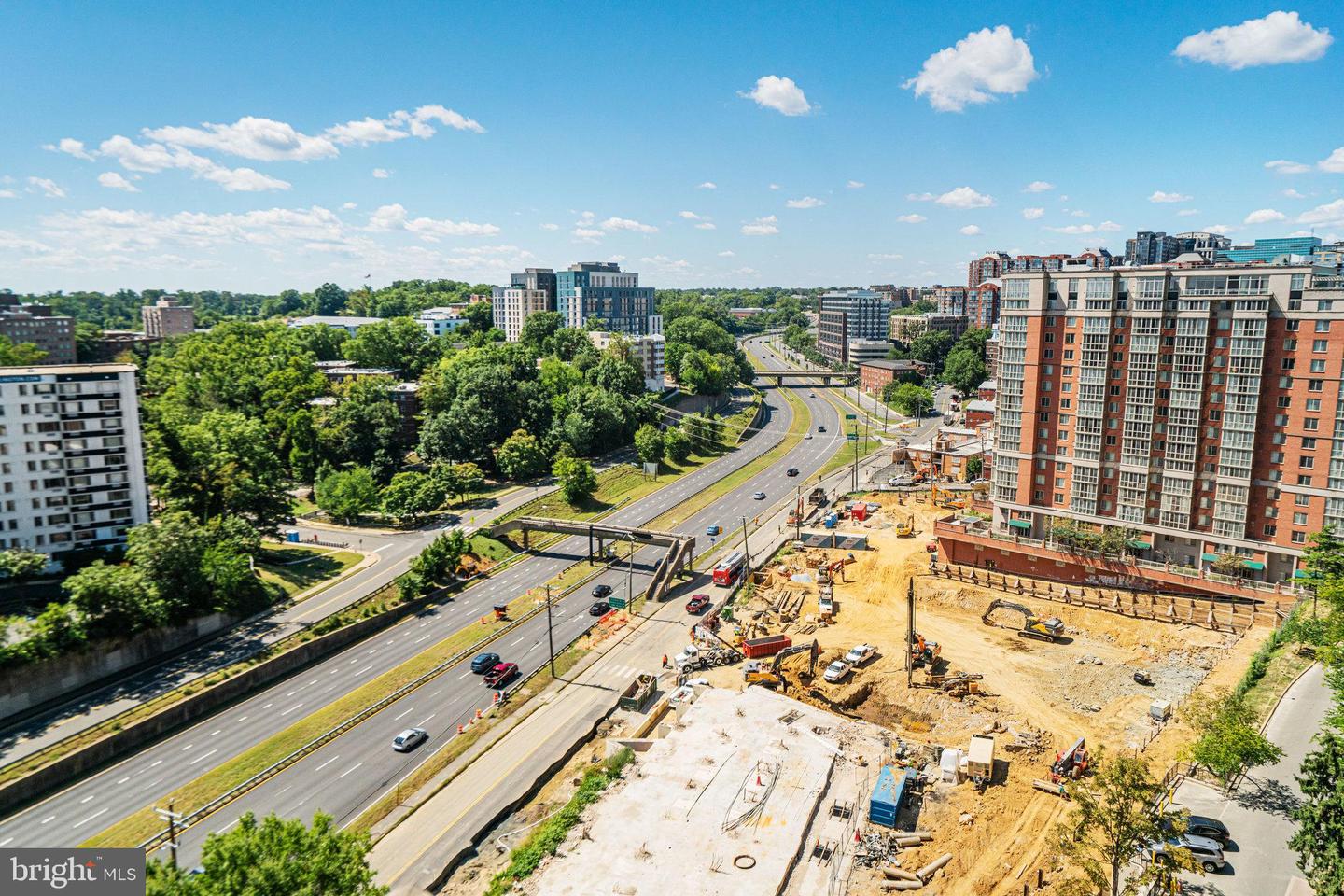 1600 N OAK ST #1521, ARLINGTON, Virginia 22209, 2 Bedrooms Bedrooms, ,2 BathroomsBathrooms,Residential,For sale,1600 N OAK ST #1521,VAAR2066338 MLS # VAAR2066338