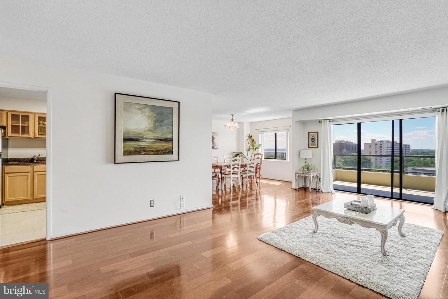 1600 N OAK ST #1521, ARLINGTON, Virginia 22209, 2 Bedrooms Bedrooms, ,2 BathroomsBathrooms,Residential,For sale,1600 N OAK ST #1521,VAAR2066338 MLS # VAAR2066338