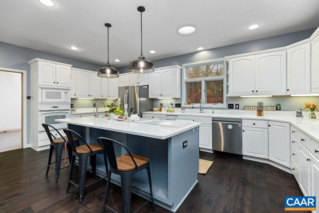 423 FOOTHILLS DR, NELLYSFORD, Virginia 22958, 3 Bedrooms Bedrooms, ,3 BathroomsBathrooms,Residential,For sale,423 FOOTHILLS DR,671354 MLS # 671354 423 FOOTHILLS DR, NELLYSFORD, Virginia 22958, 3 Bedrooms Bedrooms, ,3 BathroomsBathrooms,Residential,For sale,423 FOOTHILLS DR,671354 MLS # 671354