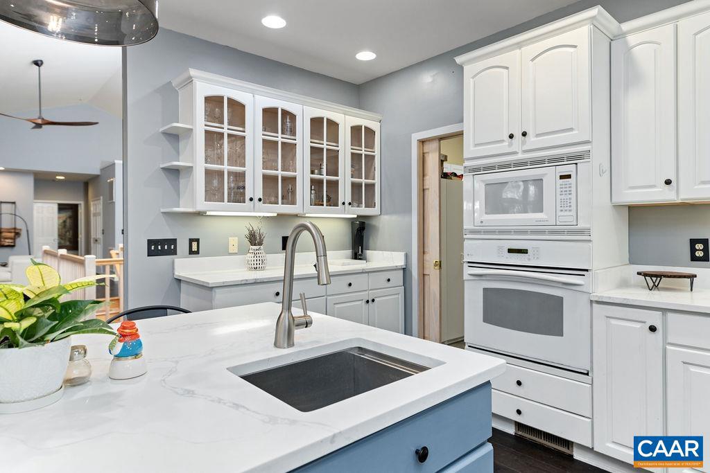 423 FOOTHILLS DR, NELLYSFORD, Virginia 22958, 3 Bedrooms Bedrooms, ,3 BathroomsBathrooms,Residential,For sale,423 FOOTHILLS DR,671354 MLS # 671354 423 FOOTHILLS DR, NELLYSFORD, Virginia 22958, 3 Bedrooms Bedrooms, ,3 BathroomsBathrooms,Residential,For sale,423 FOOTHILLS DR,671354 MLS # 671354