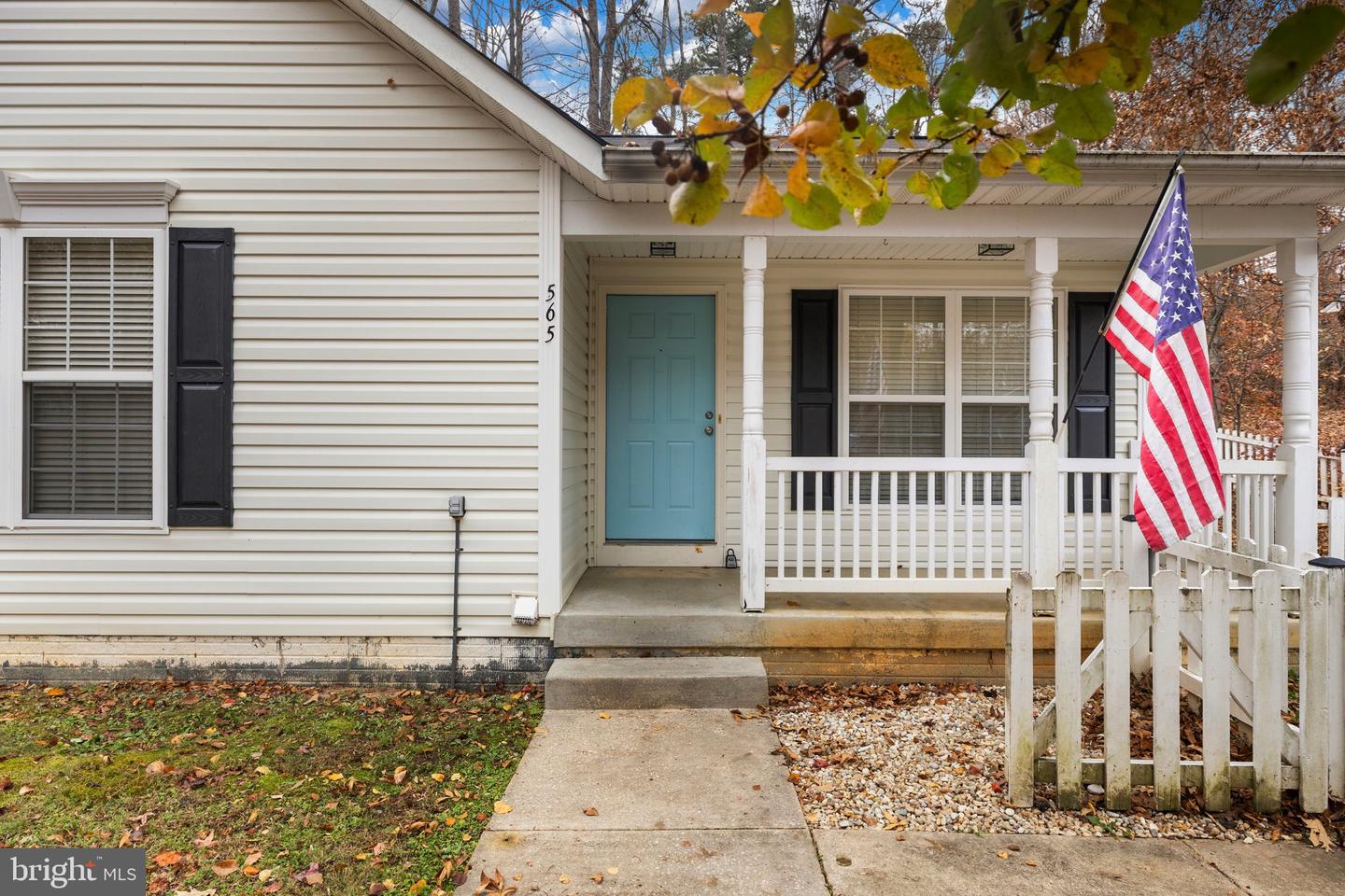 565 WELSH DR, RUTHER GLEN, Virginia 22546, 3 Bedrooms Bedrooms, 5 Rooms Rooms,2 BathroomsBathrooms,Residential,For sale,565 WELSH DR,VACV2009150 MLS # VACV2009150