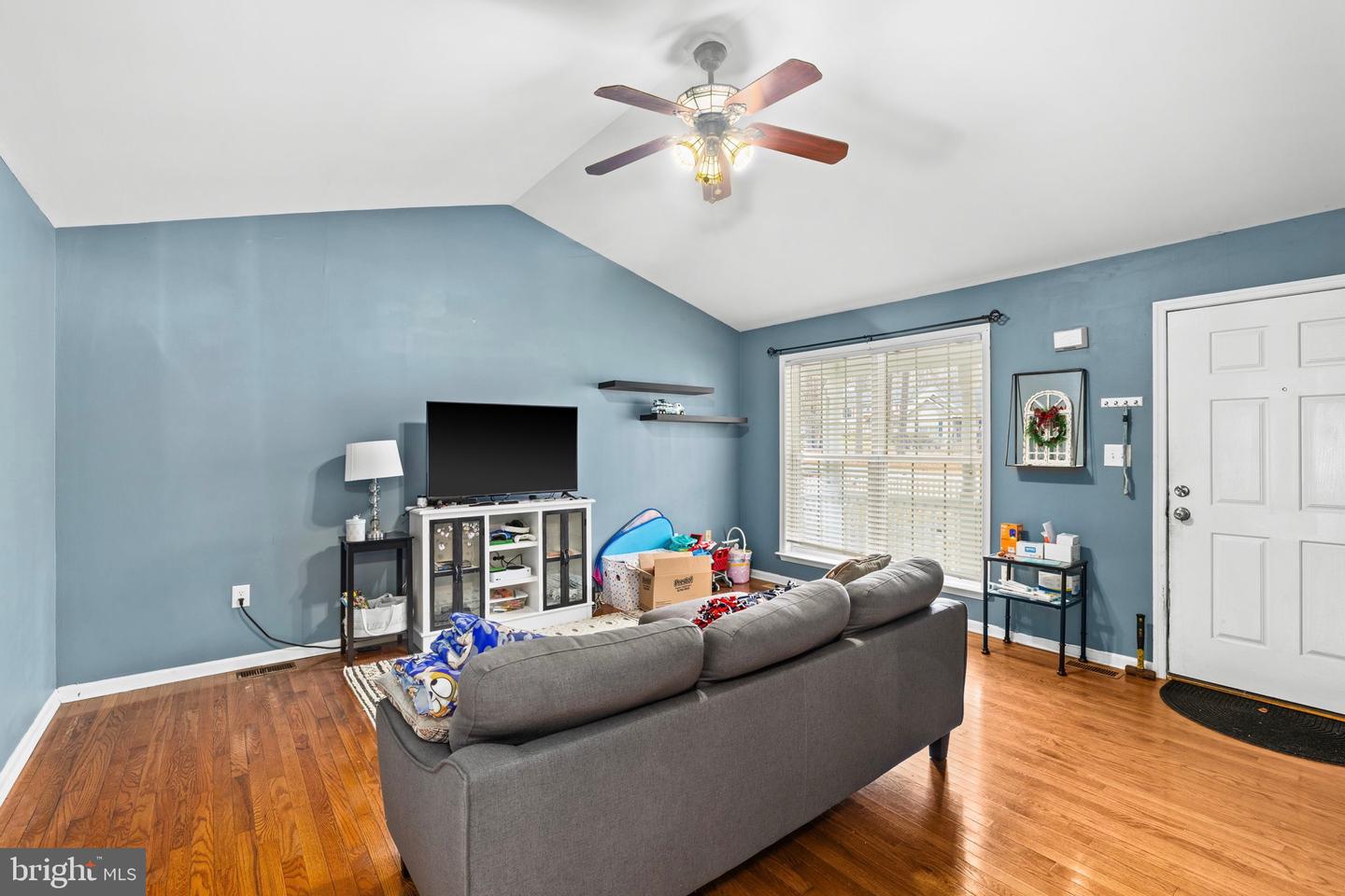 565 WELSH DR, RUTHER GLEN, Virginia 22546, 3 Bedrooms Bedrooms, 5 Rooms Rooms,2 BathroomsBathrooms,Residential,For sale,565 WELSH DR,VACV2009150 MLS # VACV2009150