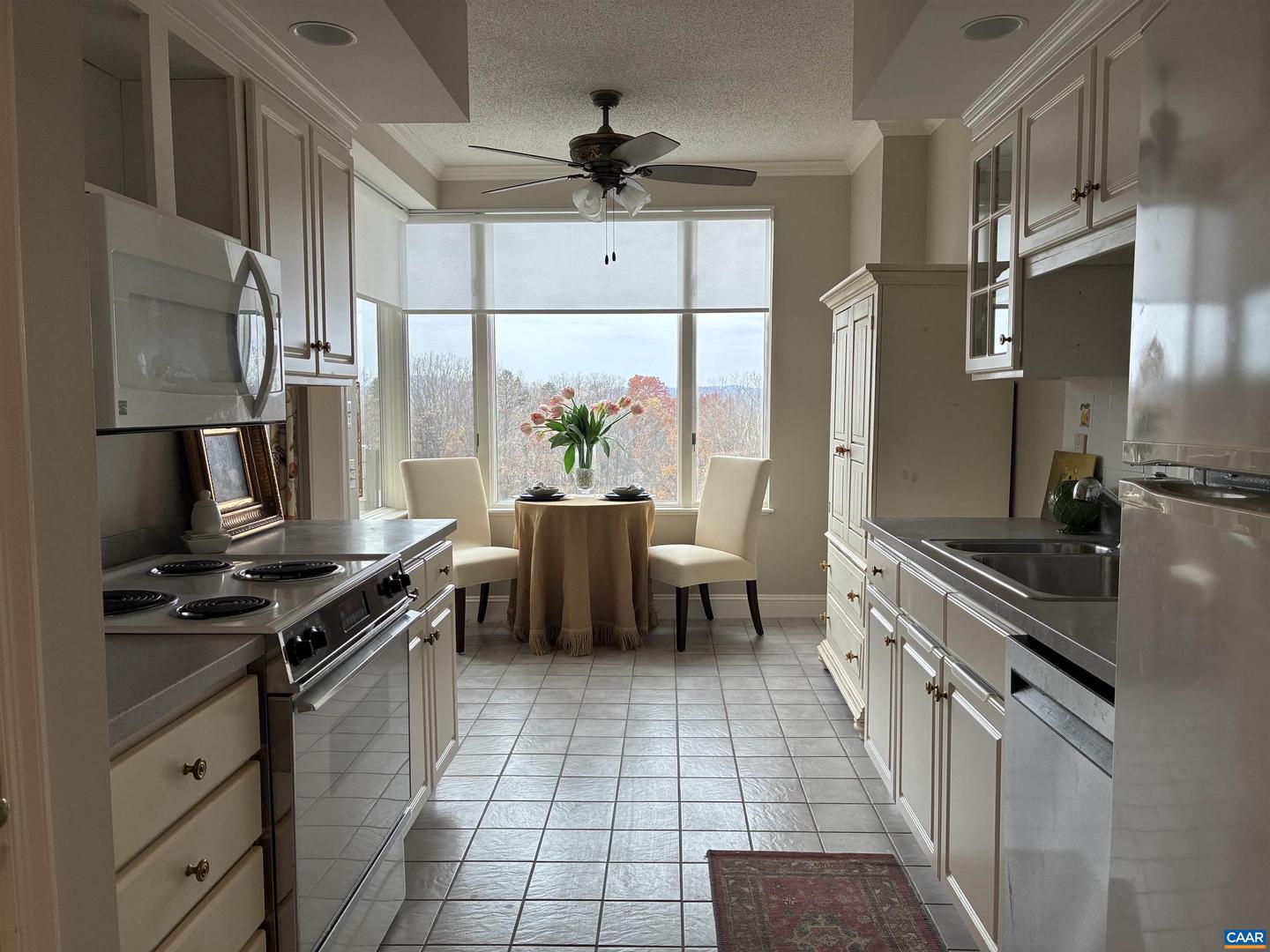 500 CRESTWOOD DR #2403, CHARLOTTESVILLE, Virginia 22903, 2 Bedrooms Bedrooms, ,2 BathroomsBathrooms,Residential,For sale,500 CRESTWOOD DR #2403,671355 MLS # 671355