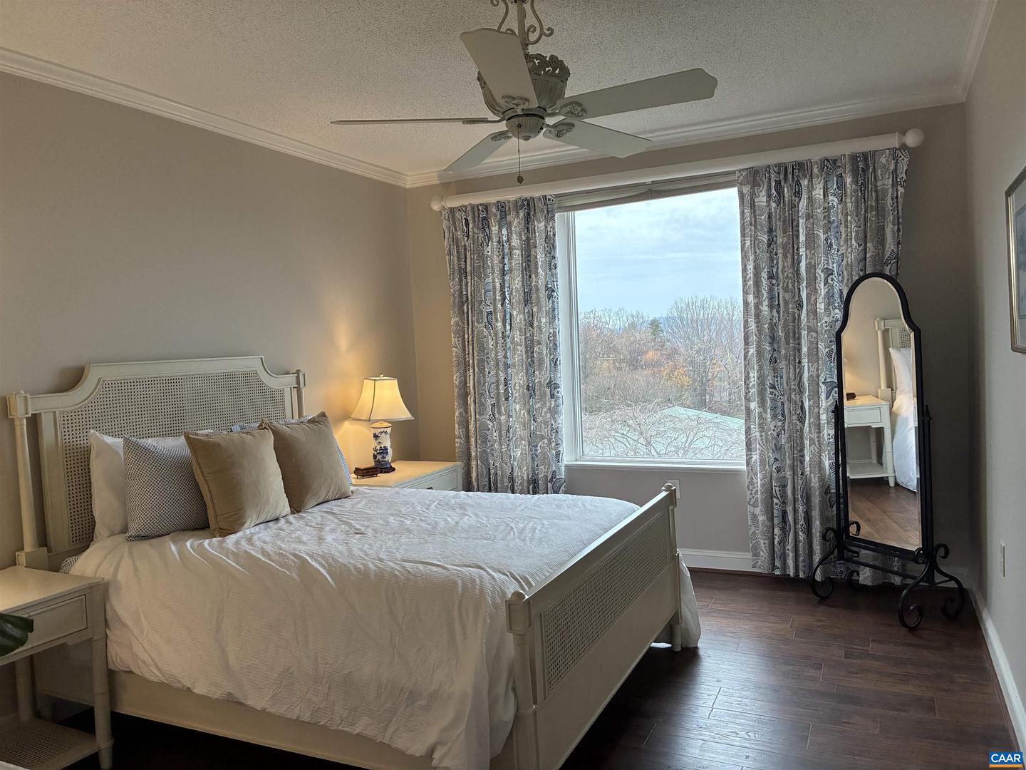 500 CRESTWOOD DR #2403, CHARLOTTESVILLE, Virginia 22903, 2 Bedrooms Bedrooms, ,2 BathroomsBathrooms,Residential,For sale,500 CRESTWOOD DR #2403,671355 MLS # 671355