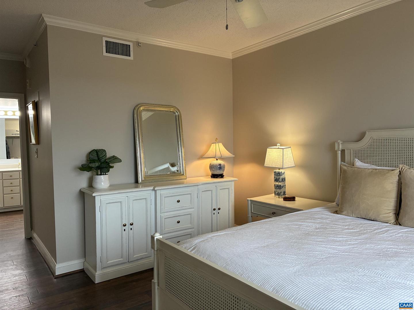 500 CRESTWOOD DR #2403, CHARLOTTESVILLE, Virginia 22903, 2 Bedrooms Bedrooms, ,2 BathroomsBathrooms,Residential,For sale,500 CRESTWOOD DR #2403,671355 MLS # 671355